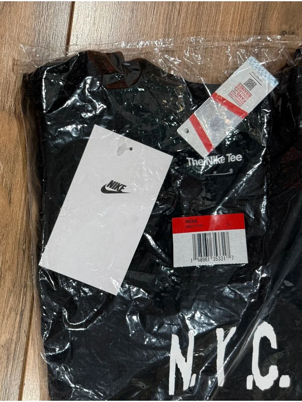 Limited-Edition Nike NYC 26.2 Marathon Running T-Shirt (sealed)